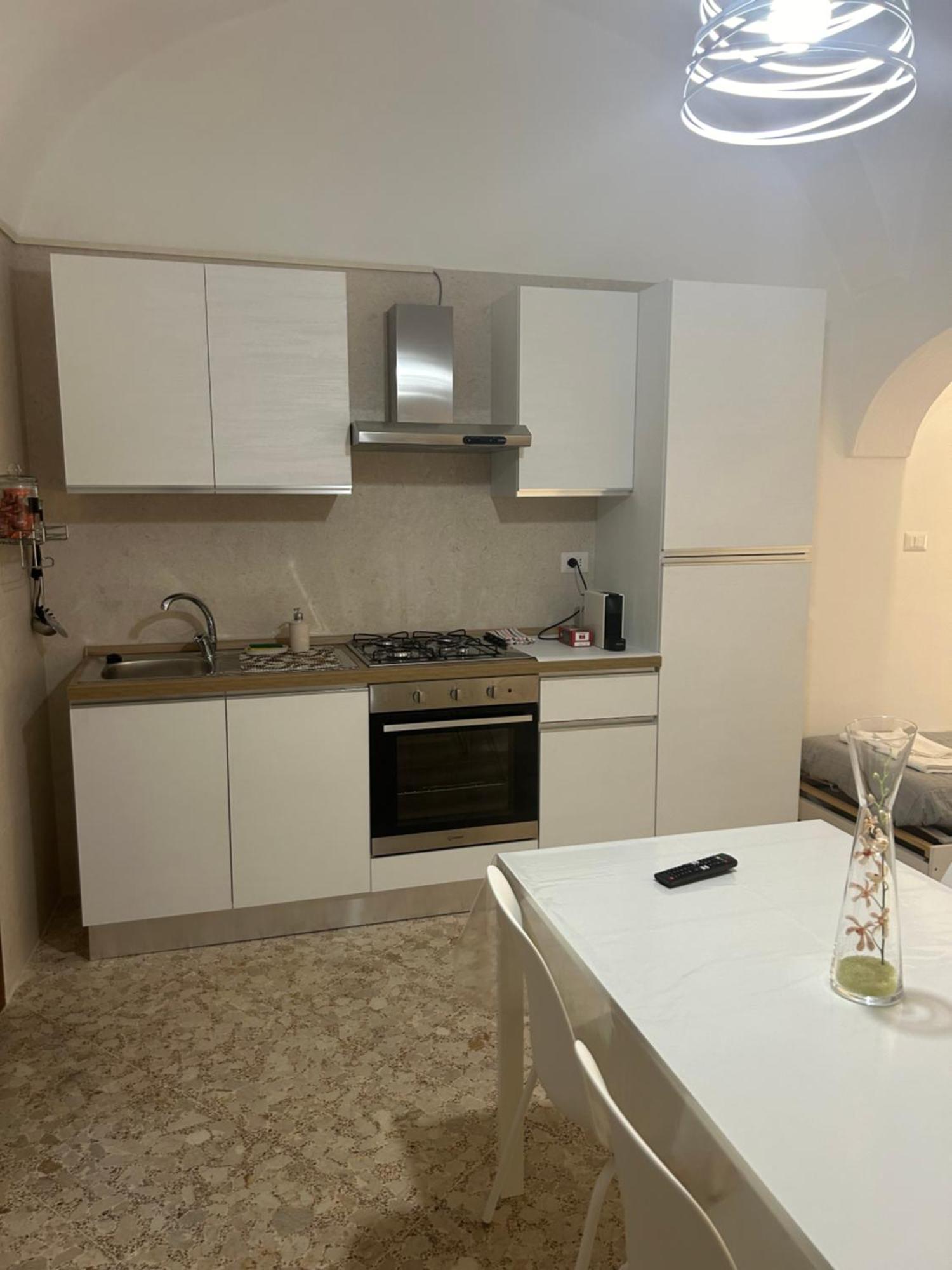 Dimora Noci Mia Apartment Luaran gambar